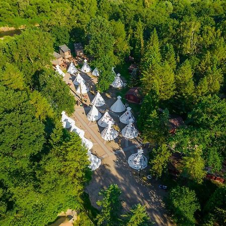 Wioska Indianska River Park Zator Dış mekan fotoğraf