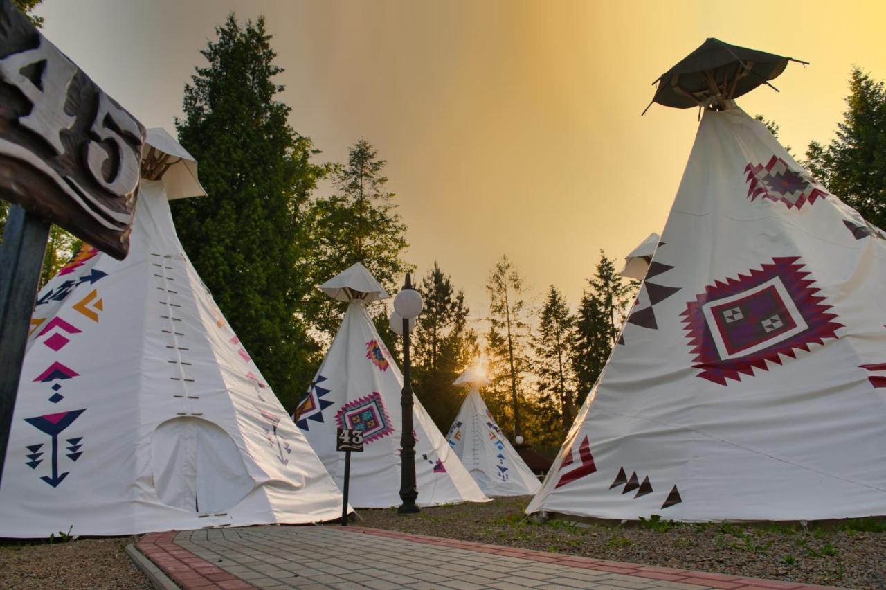 Wioska Indianska River Park Zator Dış mekan fotoğraf